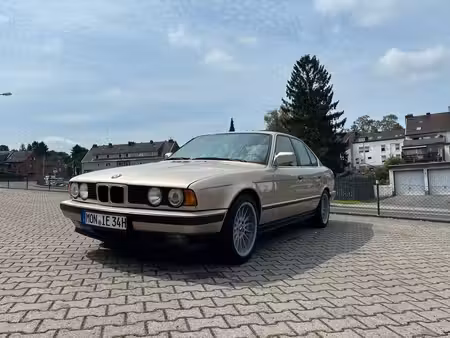 BMW Série 5 520i