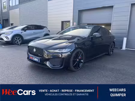 Jaguar XE D200 2.0 204 R-Dynamic Black 4x4