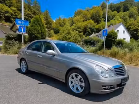 Mercedes-Benz Classe E E 230