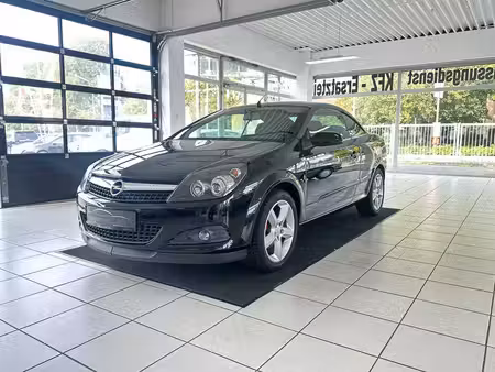 Opel Astra 1.6 105 Edition