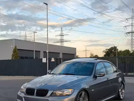 BMW Série 3 330d 3.0 204