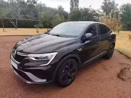 Renault Arkana E-Tech 1.6 145 RS Line
