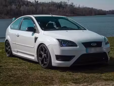 Ford Focus ST 2.5 225
