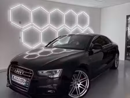 Audi A5 S5 V8 4.2 FSI 354 quattro