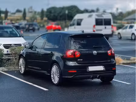 Volkswagen Golf R32 V6 3.2 250 4Motion