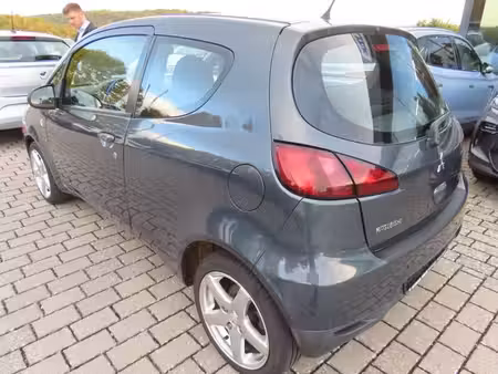 Mitsubishi Colt 1.3 95 Invite