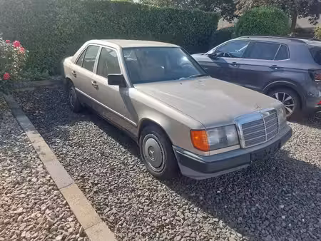 Mercedes-Benz Classe E 230 E