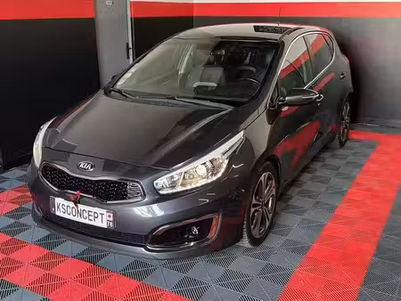 Kia Ceed 1.6 CRDi 136 Dynamic