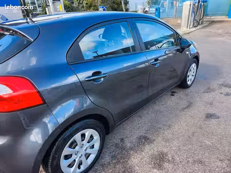 Kia Rio 1.1 CRDi 75