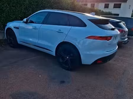 Jaguar F-Pace P300 V6 3.0 300 4x4