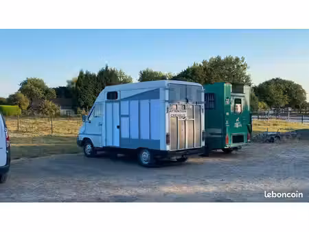Renault Master 2.5 76
