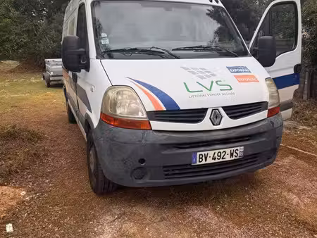 Renault Master 2.5 dCi 100