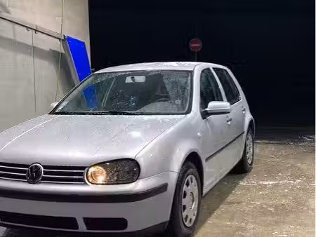 Volkswagen Golf 1.9 SDI 68