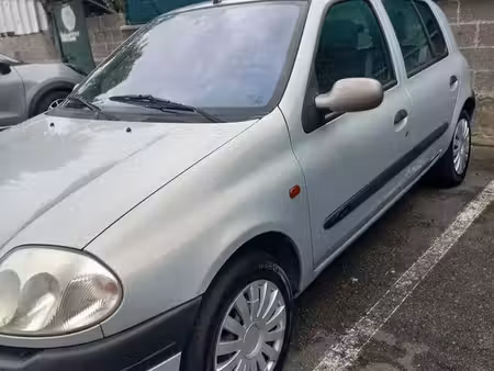 Renault Clio 1.4 98 RXT