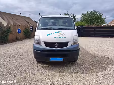 Renault Mascott V6 3.0
