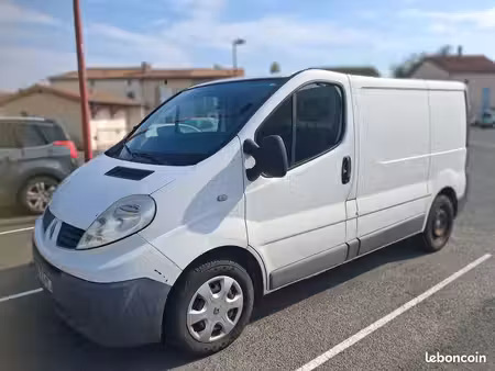 Renault Trafic 2.0 dCi 90