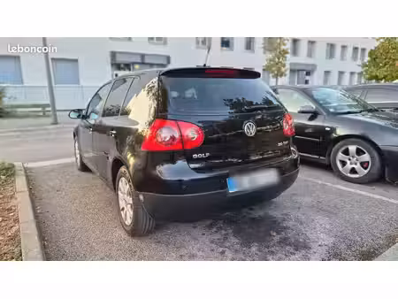 Volkswagen Golf 2.0 TDI 140