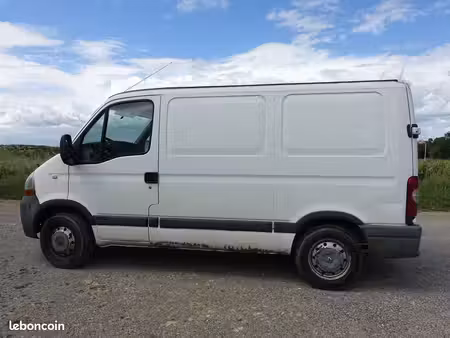 Renault Master 2.5 dCi 100