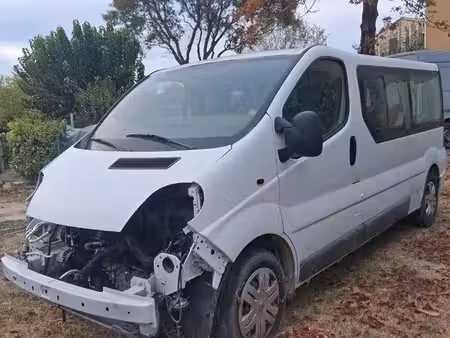 Renault Trafic 2.0 dCi 90
