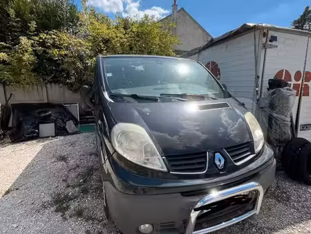 Renault Trafic 2.5 dCi 150