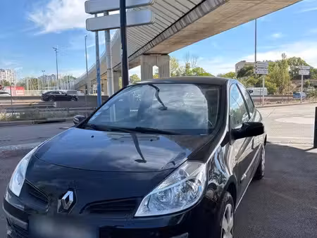 Renault Clio 1.4 98