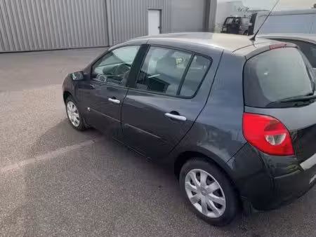 Renault Clio 1.2 75