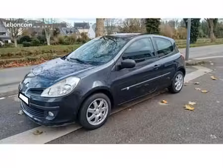 Renault Clio 1.2 75