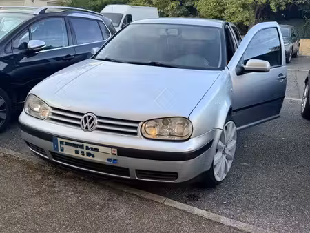 Volkswagen Golf 1.9 TDI 105