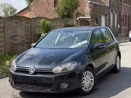 Volkswagen Golf 1.6 TDI 105