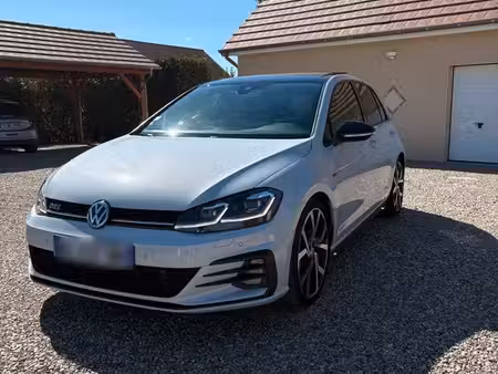 Volkswagen Golf GTI 2.0 Performance