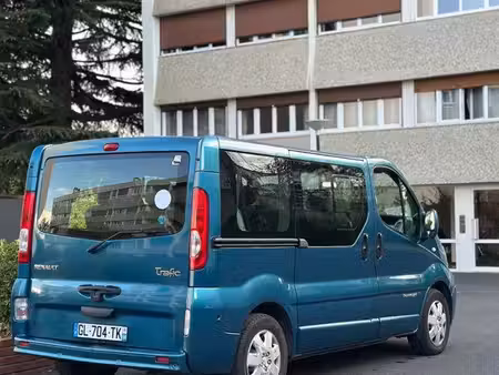Renault Trafic 2.5 dCi 150