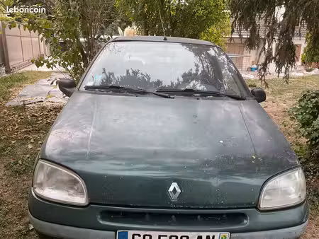 Renault Clio 1.9 D 65