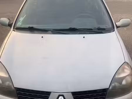 Renault Clio 75