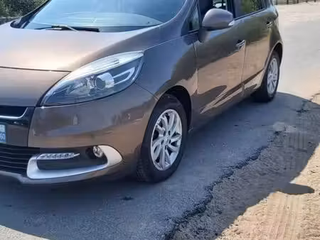Renault Scénic dCi 130