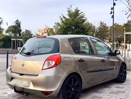 Renault Clio 1.2 75