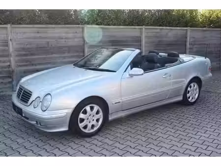 Mercedes-Benz CLK 230