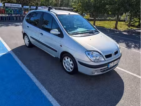 Renault Scénic 1.6 110