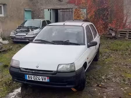 Renault Clio 1.9 D 65