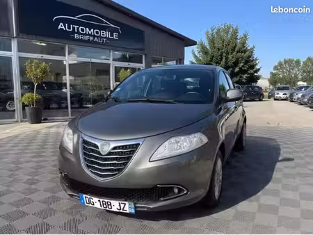 Lancia Ypsilon 1.2 70 Gold