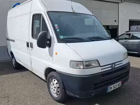 Peugeot Boxer 2.5 90