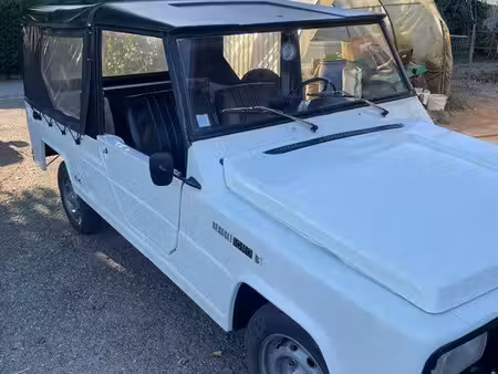 Renault Rodeo 
