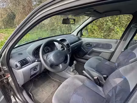 Renault Clio 1.2 58