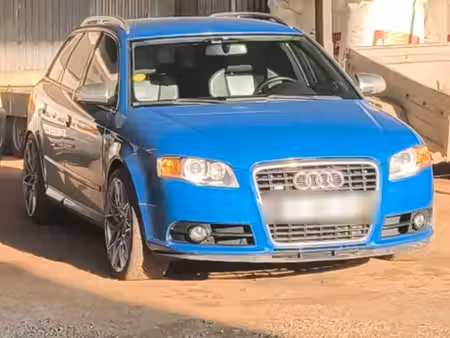 Audi A4 S4 V8 4.2 344 quattro