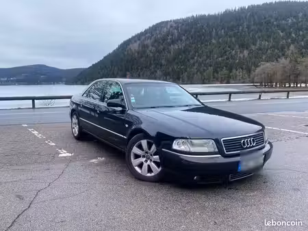Audi A8 V8 3.3 TDI 225 quattro