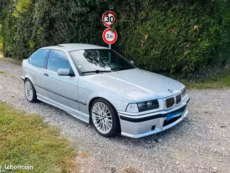 BMW Série 3 361i 1.6 102