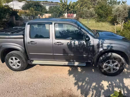 Isuzu D-max 2.5 136