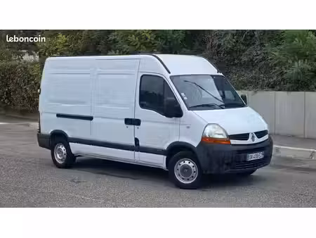 Renault Master 2.5 dCi 100