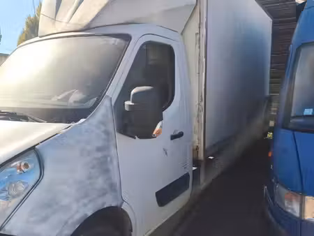 Renault Master 2.3 dCi 145
