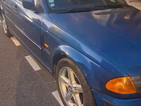 BMW Série 3 320d 2.0 136
