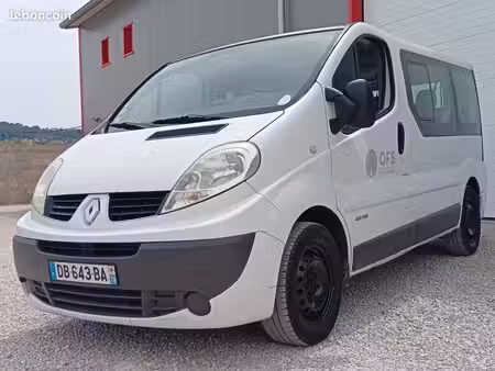 Renault Trafic 2.5 dCi 150